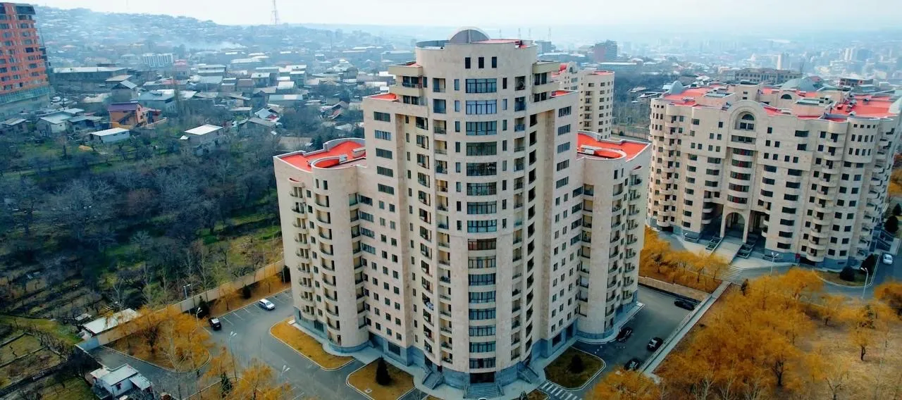 Sero Khanzadyan 131/10